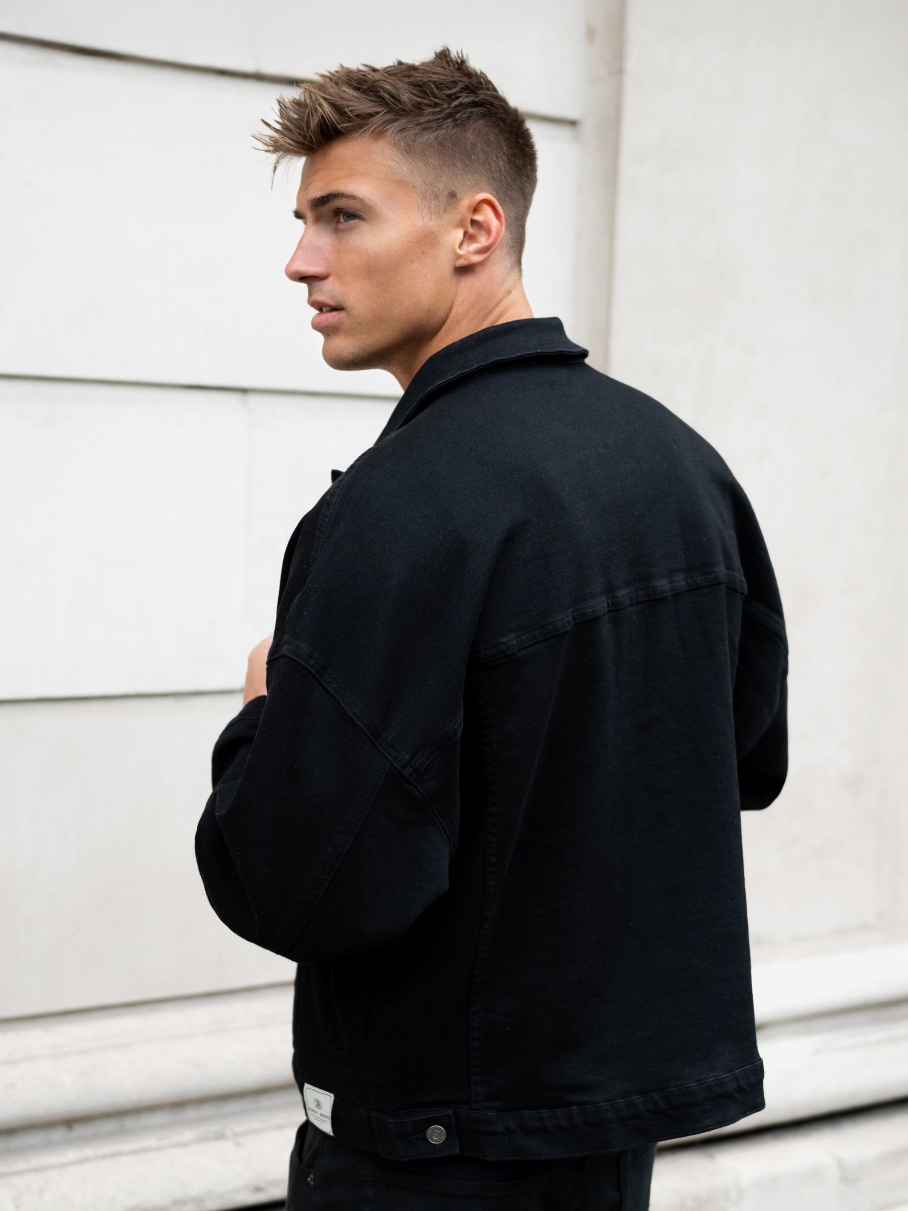 Chaqueta vaquera negra